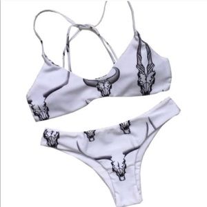 NWOT☠️ Bull Skull Bikini Sz L